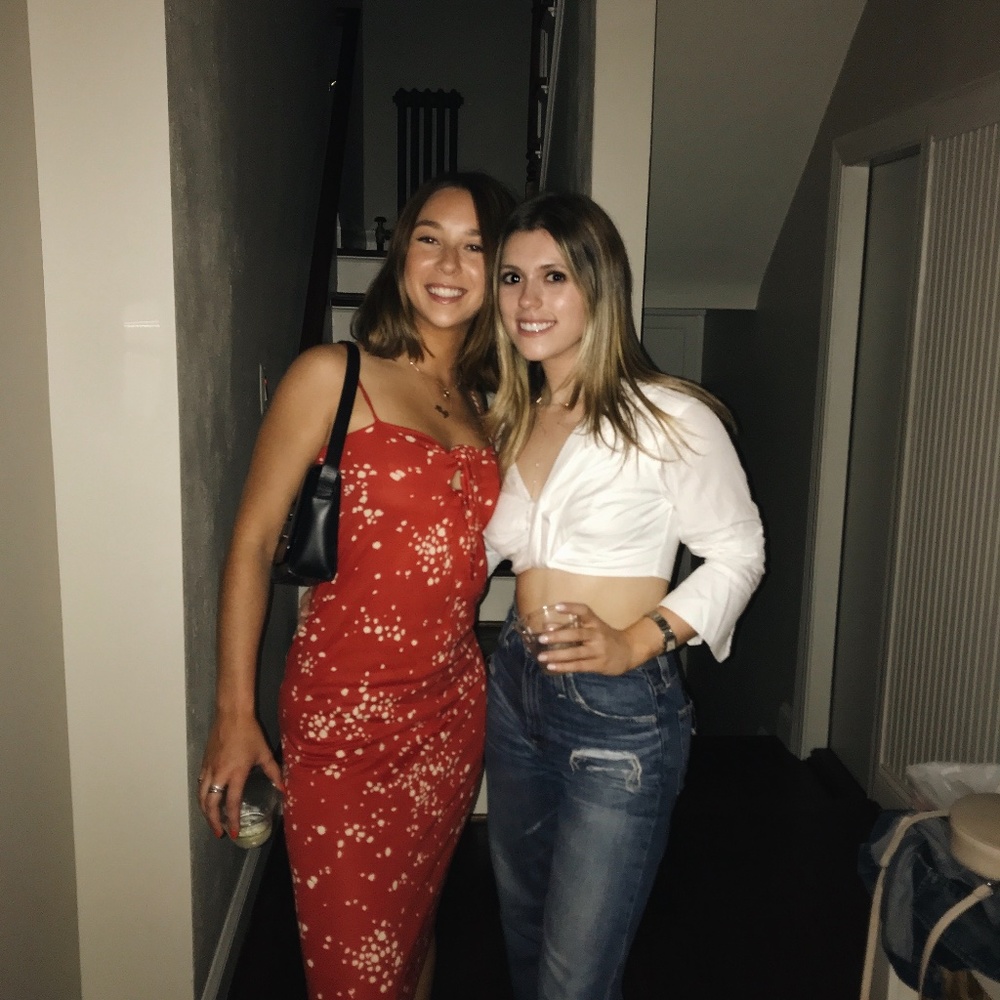 Meet your Posher, Caroline